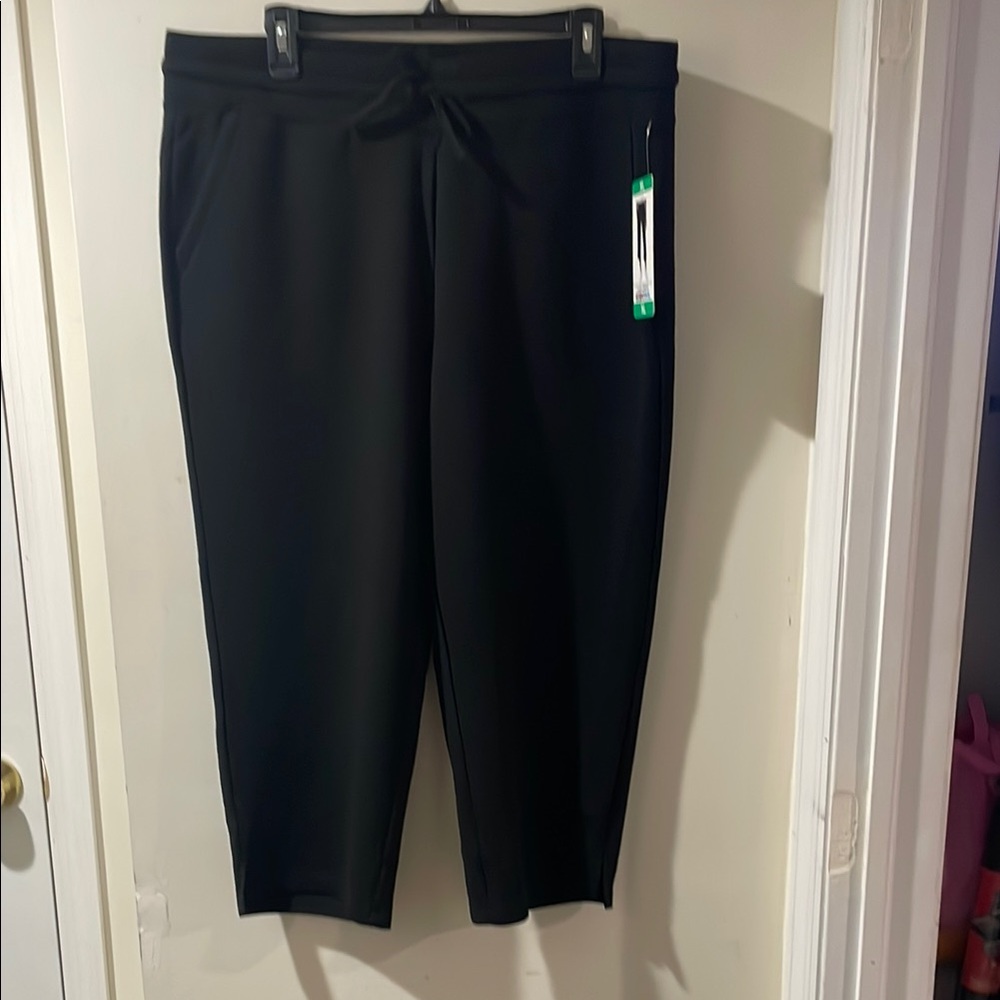 Black Cropped Pants